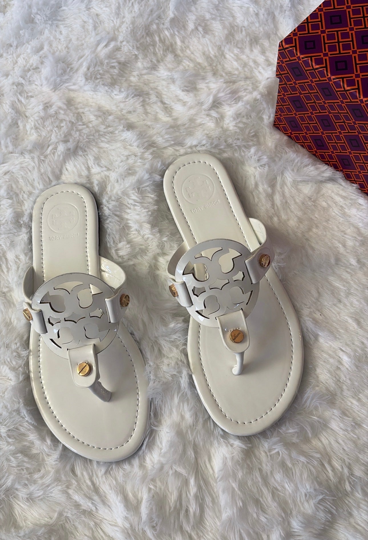 White sandals 🤍