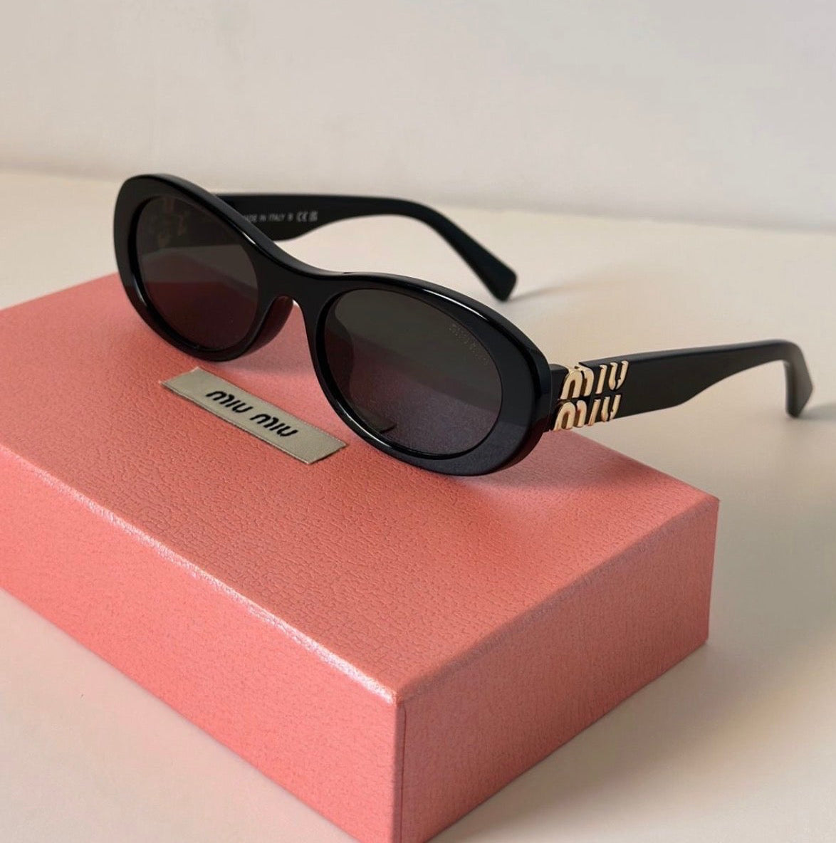 Black sunglasses 🖤