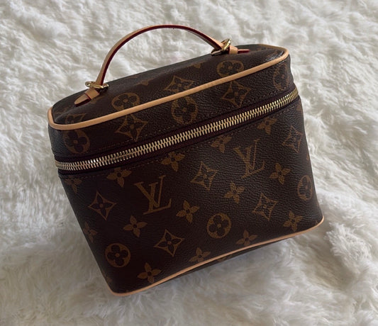 Brown Monogram Makeup Bag 🤎